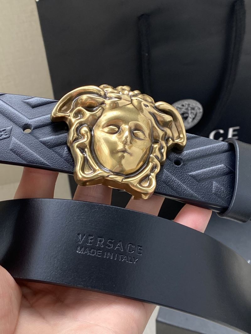 VERSACE